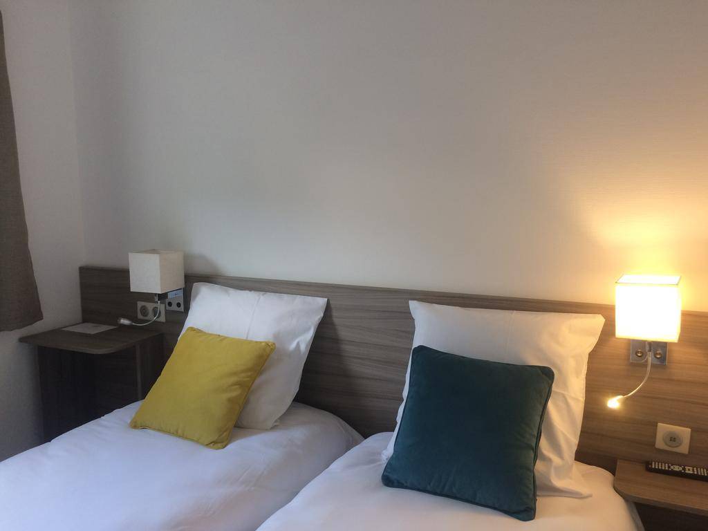 Réserver une chambre dans un cadre calme avec petit-déjeuner près de Carnoux-en-Provence 13470